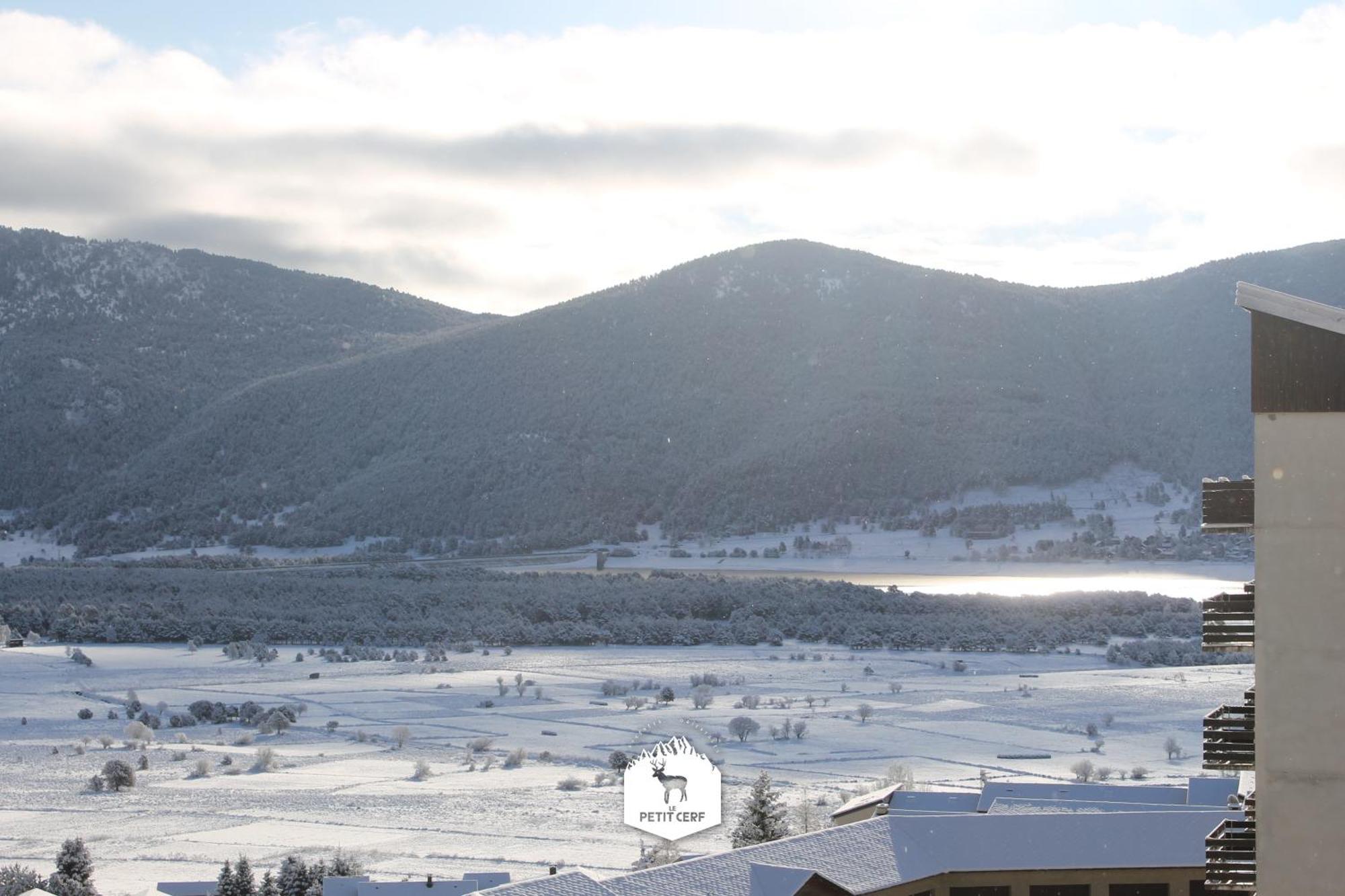 Le Petit Ours & Le Petit Cerf - Studios Vue Lac & Montagnes Les Angles  Buitenkant foto